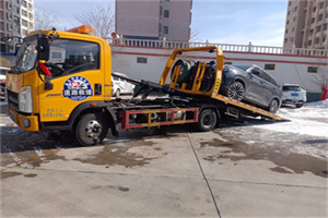 港沿镇救援拖车费用怎么算